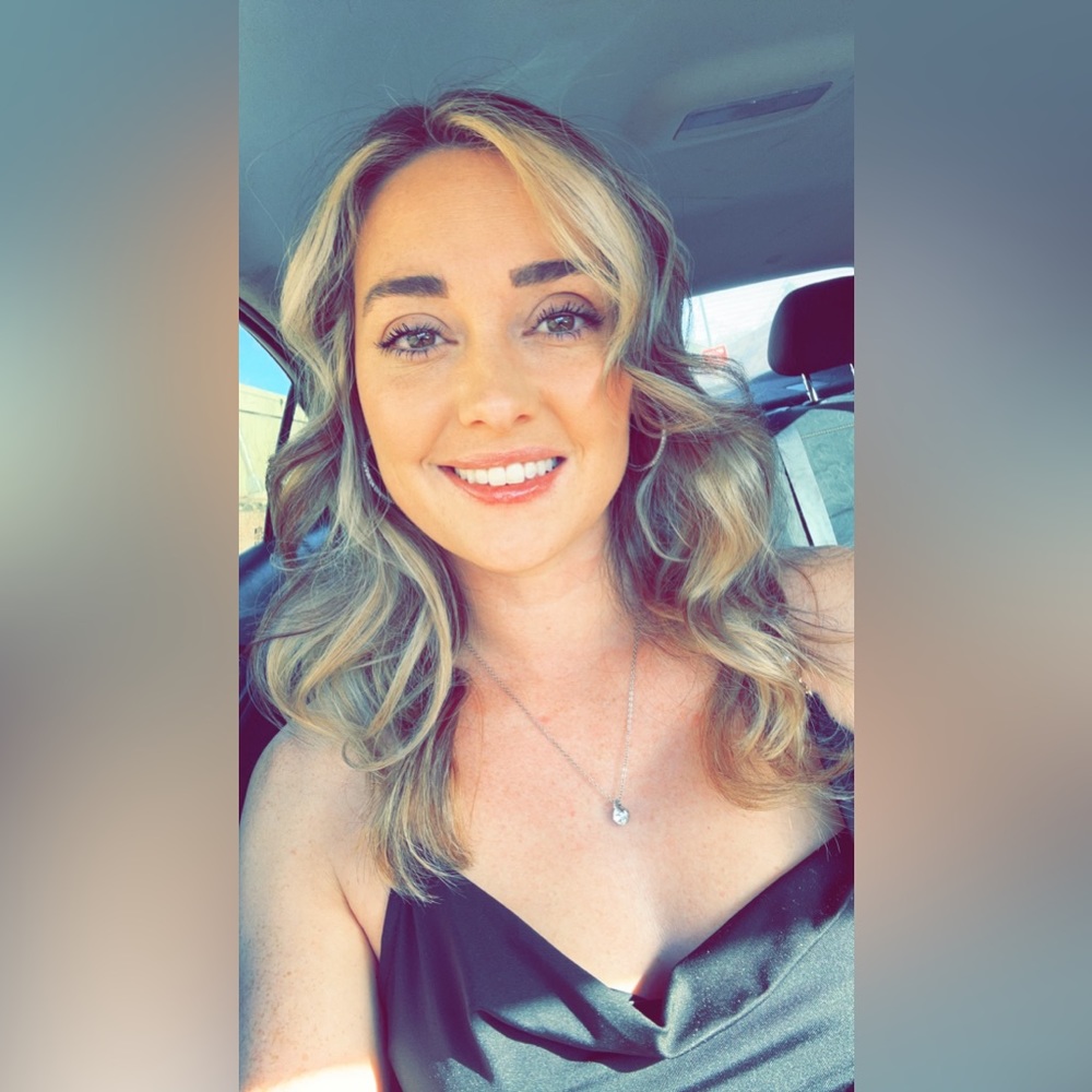 Meet your Posher, Renee